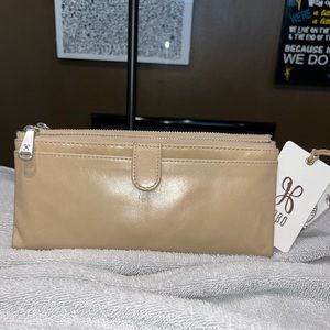 HOBO Brand | Hobo Parchment Taylor Leather Wallet EUC